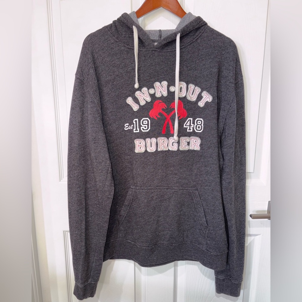 In-N-Out Burger Gray Hoodie Size L Est. 1948 Pullover Hoodie